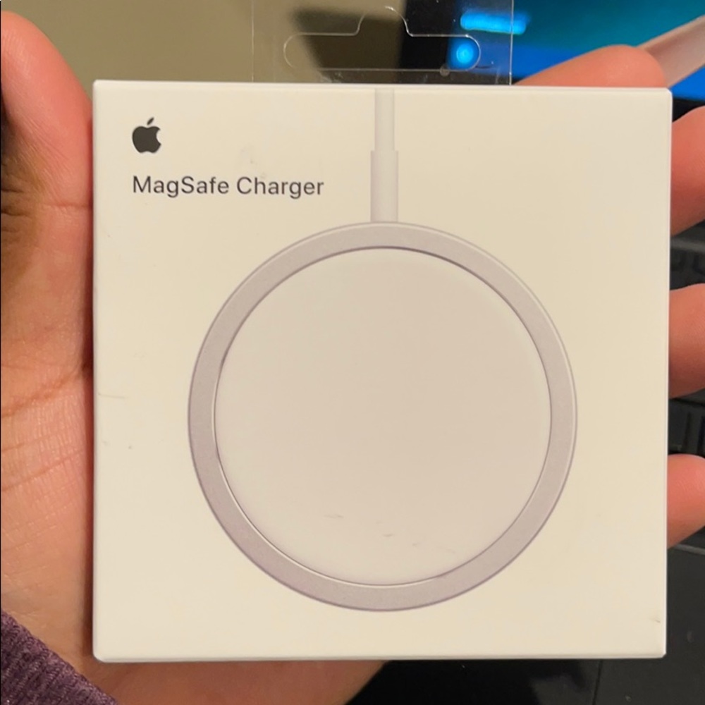 MagSafe charger